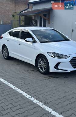 Hyundai Elantra  2017