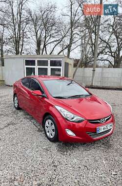 Hyundai Elantra  2012