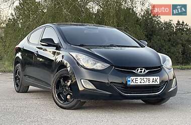 Hyundai Elantra 2013