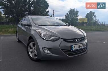 Hyundai Elantra 2012