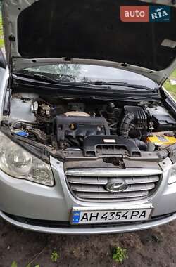 Hyundai Elantra 2008