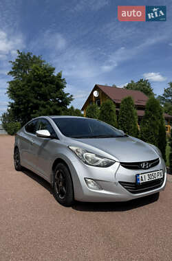 Hyundai Elantra 2011