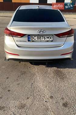 Hyundai Elantra  2017