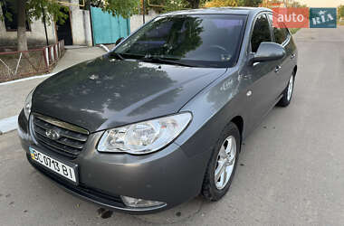 Hyundai Elantra  2008