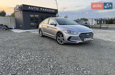 Hyundai Elantra  2016