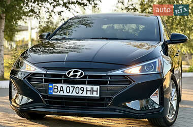 Hyundai Elantra 2019