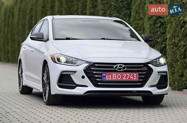Hyundai Elantra  2018