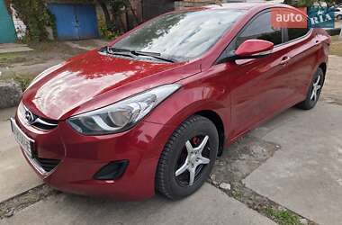 Hyundai Elantra  2011