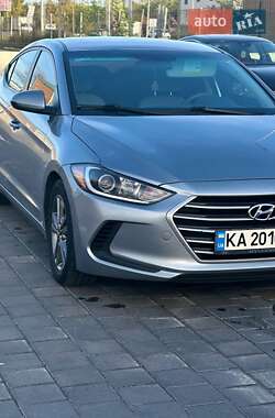 Hyundai Elantra  2016
