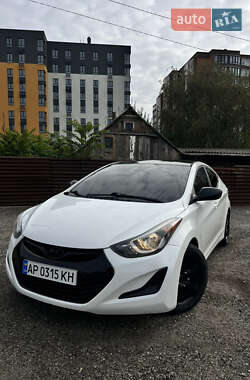 Hyundai Elantra  2015