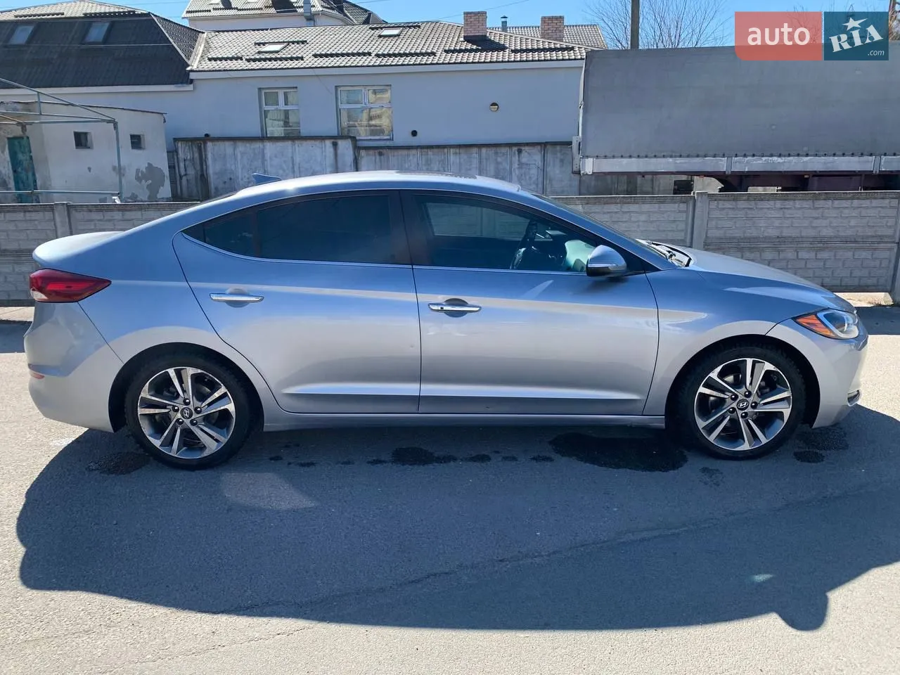 2016 Hyundai Elantra - мініатюра 3