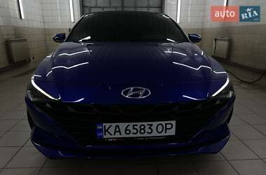 Hyundai Elantra 2021