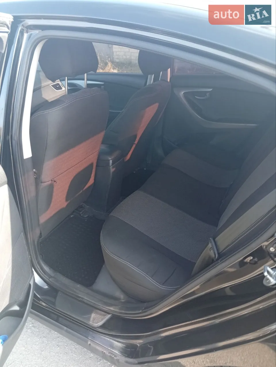 2013 Hyundai Elantra - мініатюра 5