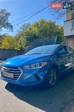 Hyundai Elantra 2018