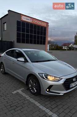 Hyundai Elantra 2018
