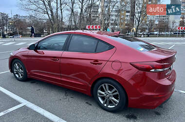 Hyundai Elantra  2016