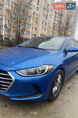 Hyundai Elantra  2016
