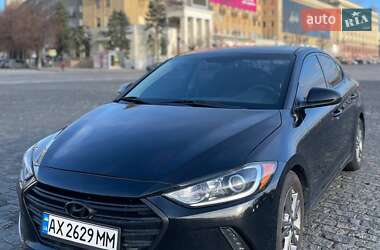 Hyundai Elantra  2018