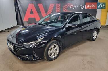 Hyundai Elantra  2023