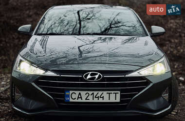 Hyundai Elantra  2018