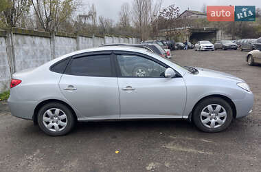 Hyundai Elantra 2010