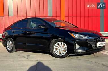 Hyundai Elantra 2019