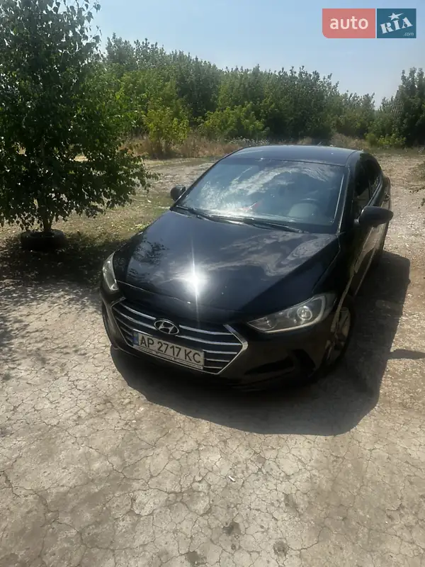 Hyundai Elantra 2016