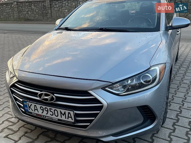 Hyundai Elantra 2016