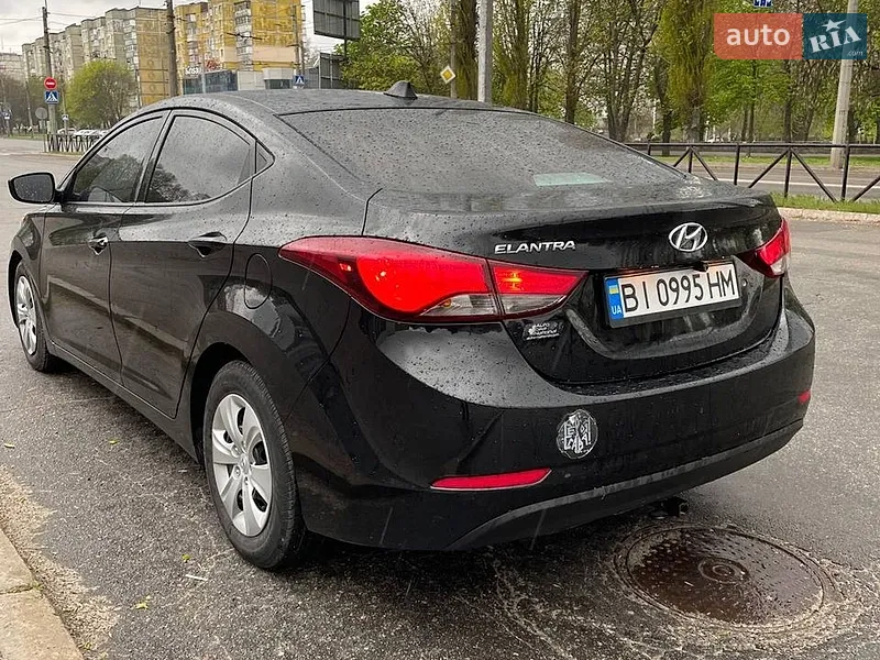Hyundai Elantra 2015