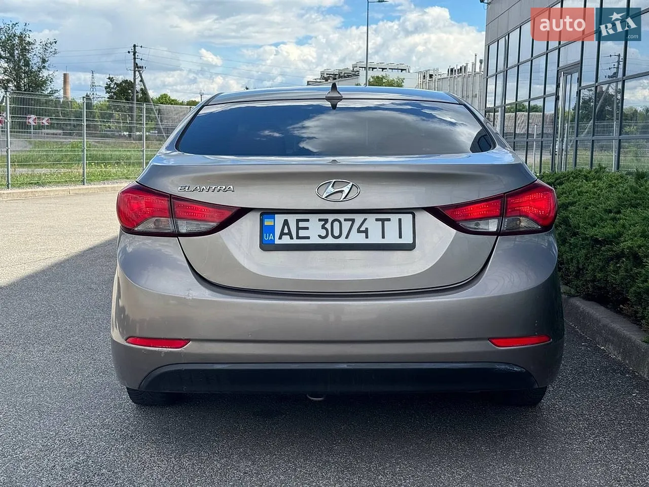 2014 Hyundai Elantra - мініатюра 5