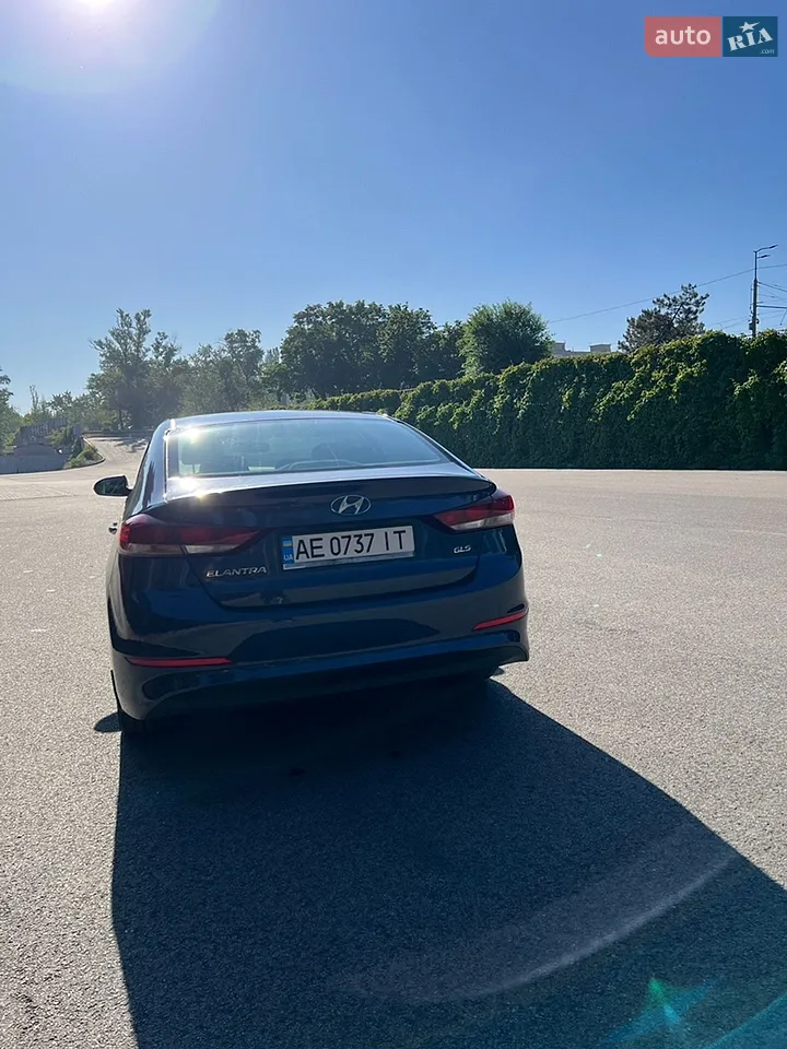 2018 Hyundai Elantra - мініатюра 5