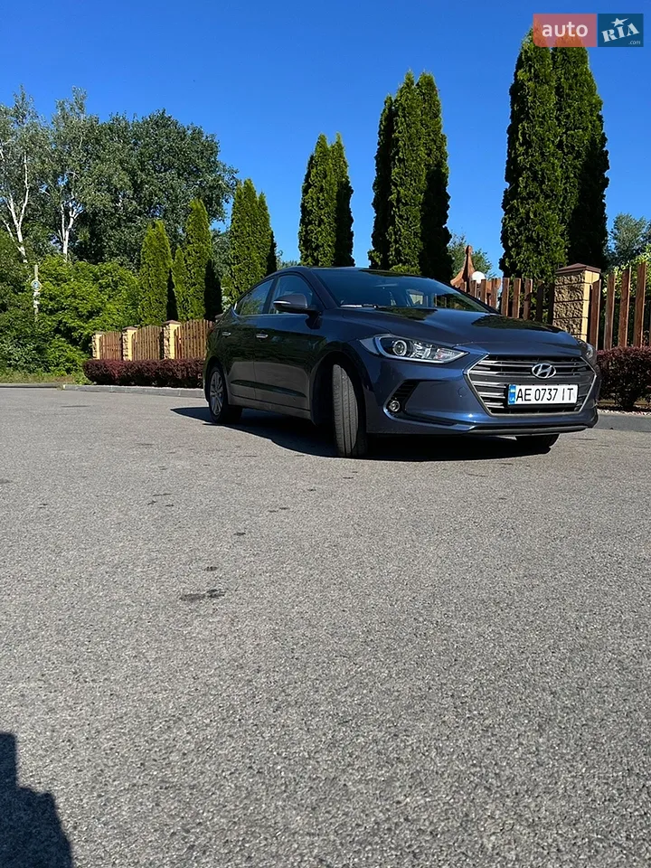 2018 Hyundai Elantra - мініатюра 2