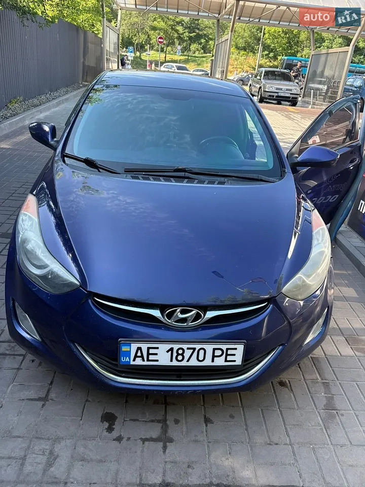 2012 Hyundai Elantra - фото 1