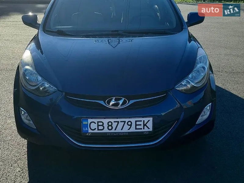 Hyundai Elantra 2012