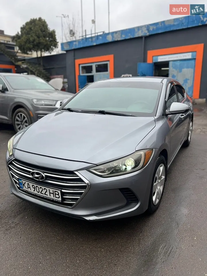 2016 Hyundai Elantra - фото 1