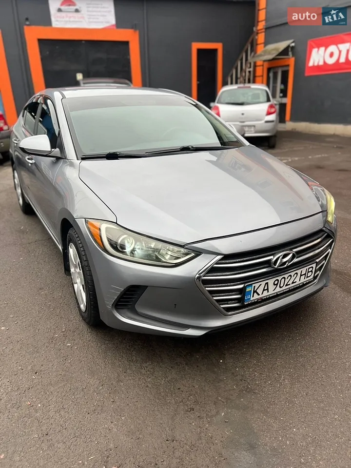 2016 Hyundai Elantra - мініатюра 2