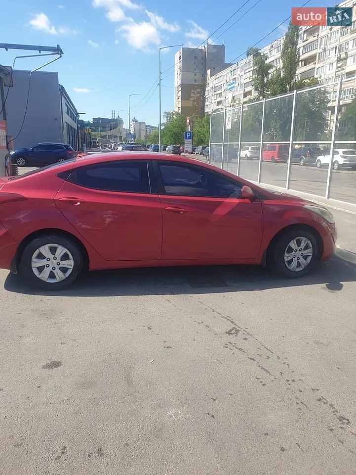 2015 Hyundai Elantra - мініатюра 5