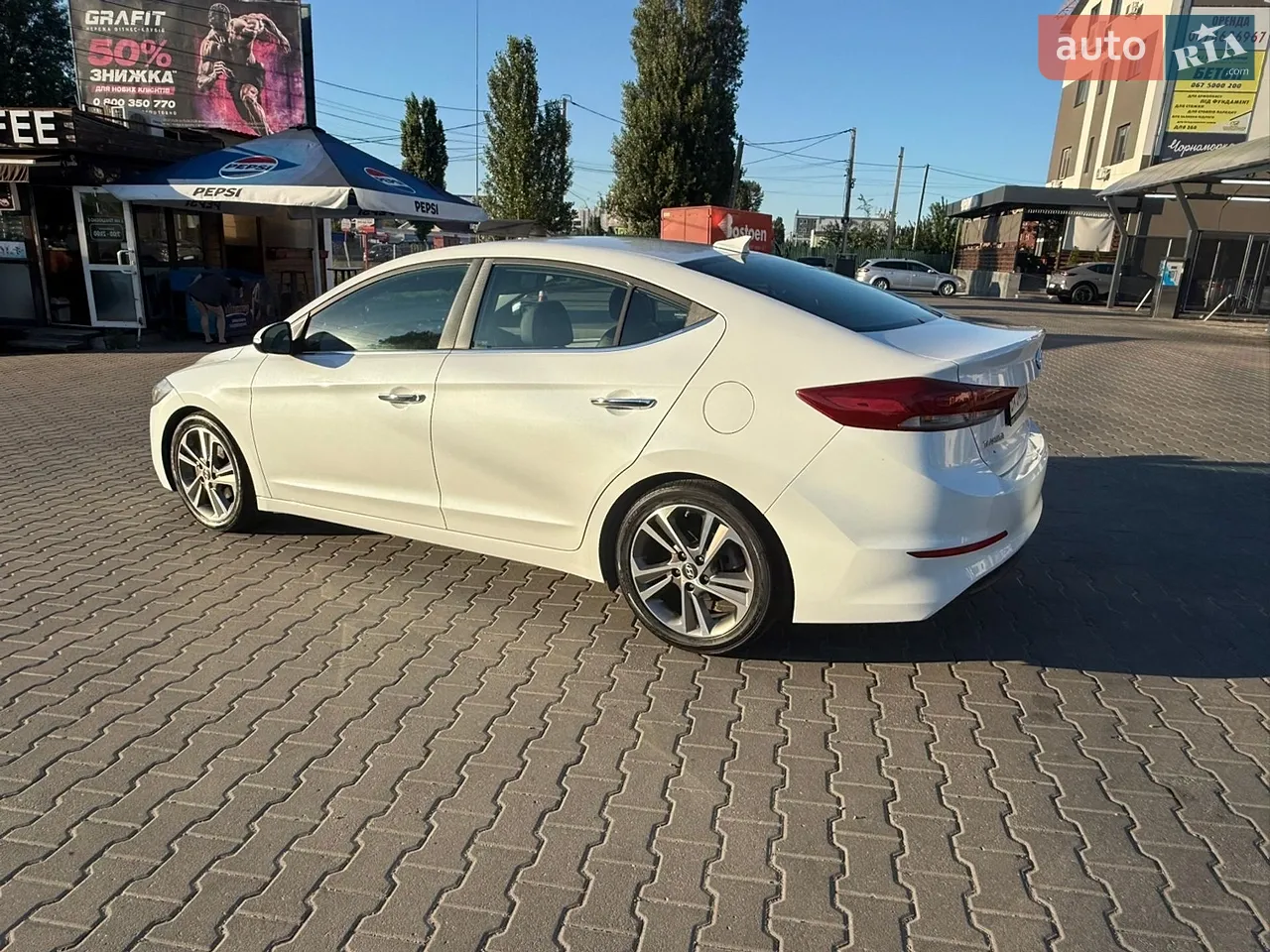 2016 Hyundai Elantra - мініатюра 4