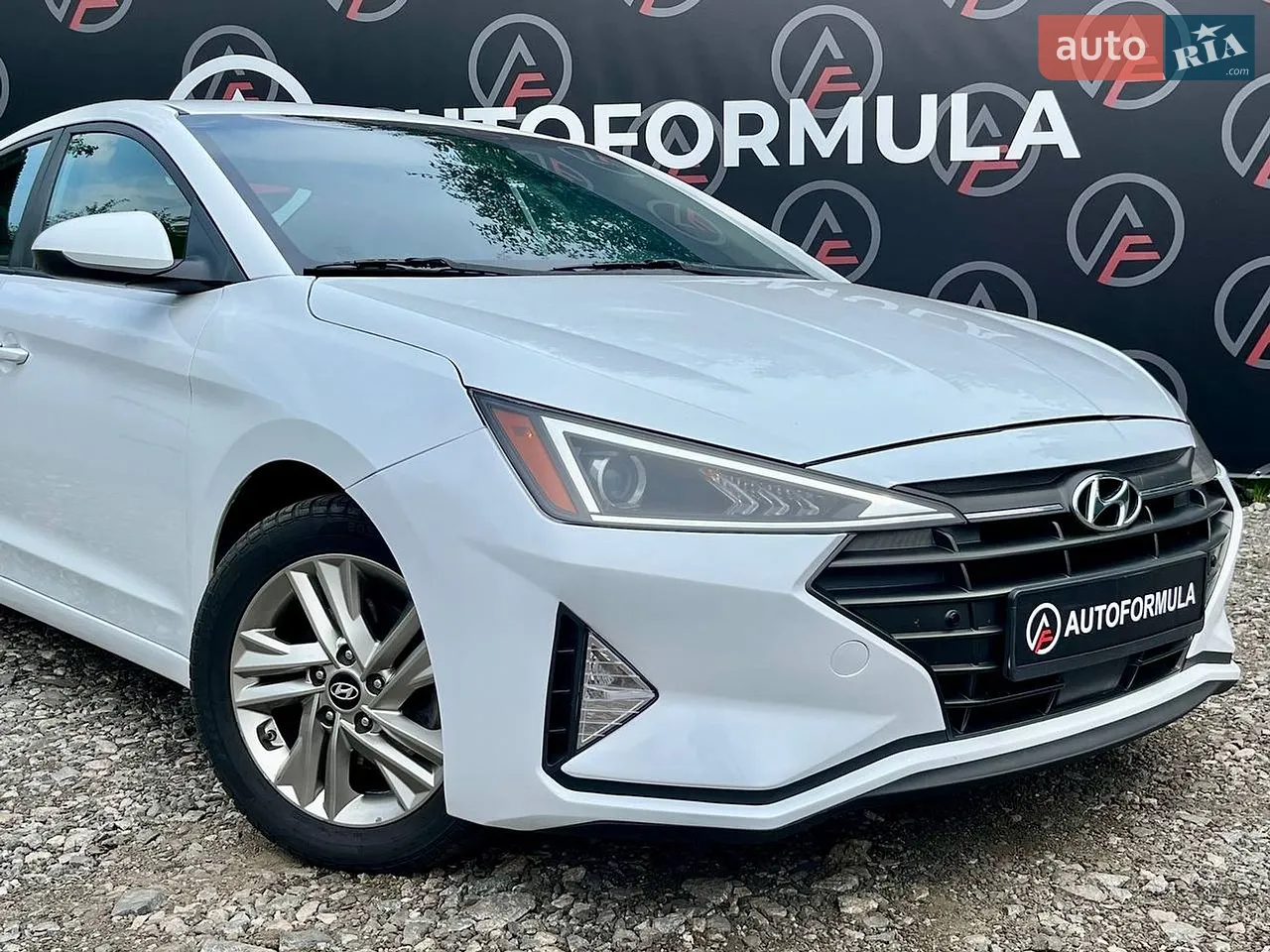 2018 Hyundai Elantra - мініатюра 4