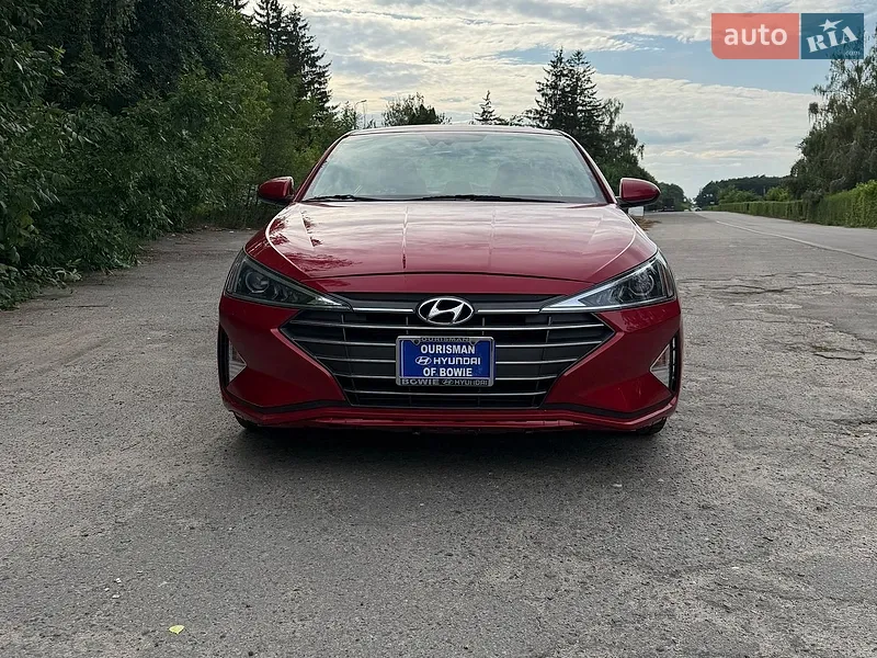 Hyundai Elantra 2019