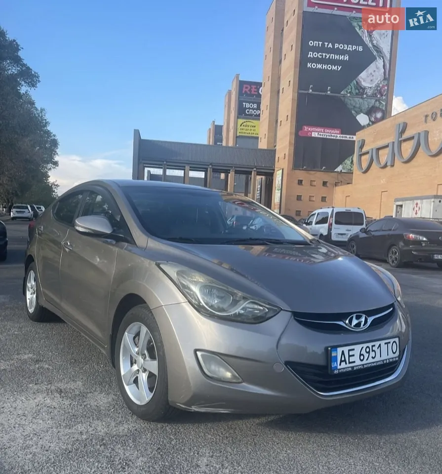 2011 Hyundai Elantra - мініатюра 2