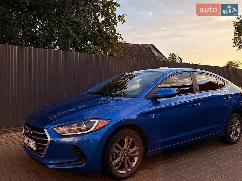 Hyundai Elantra 2016