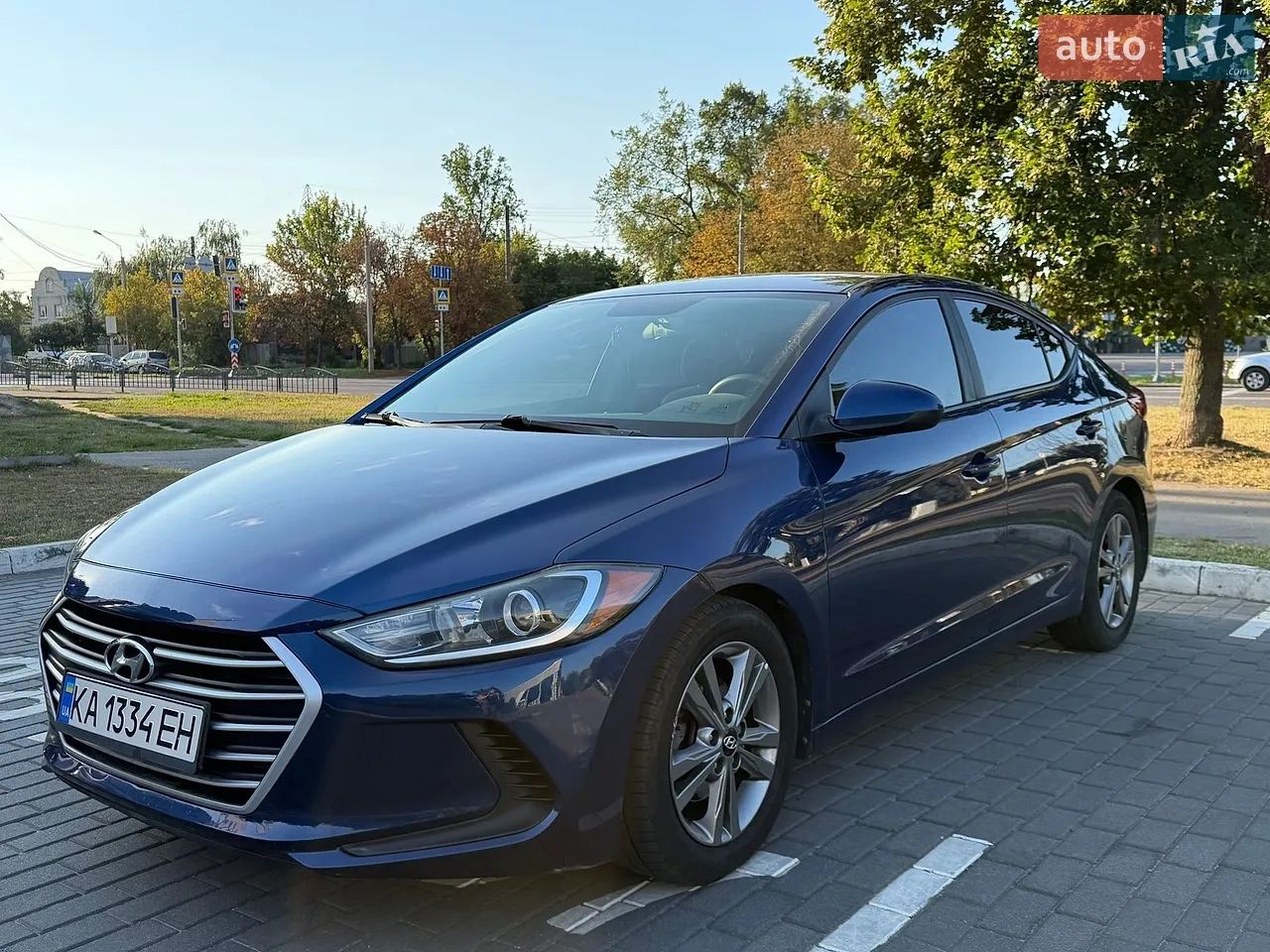 2018 Hyundai Elantra - фото 1