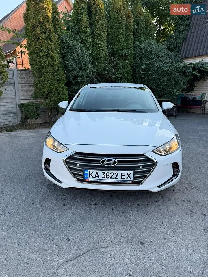 2016 Hyundai Elantra - мініатюра 2