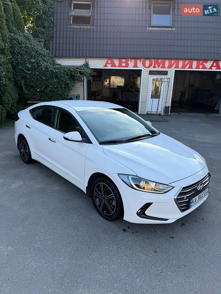 2016 Hyundai Elantra - мініатюра 3