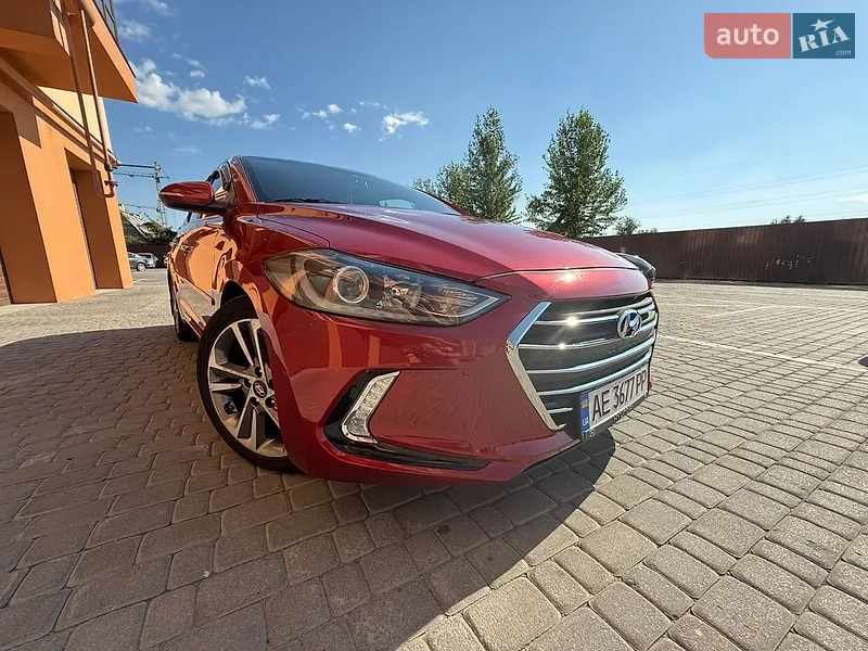 Hyundai Elantra 2016