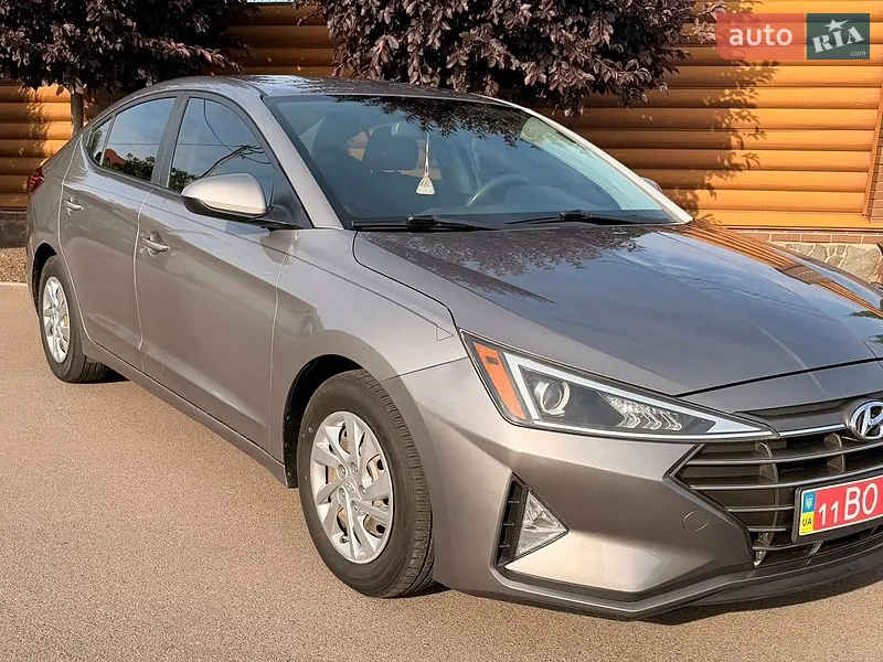 Hyundai Elantra 2019