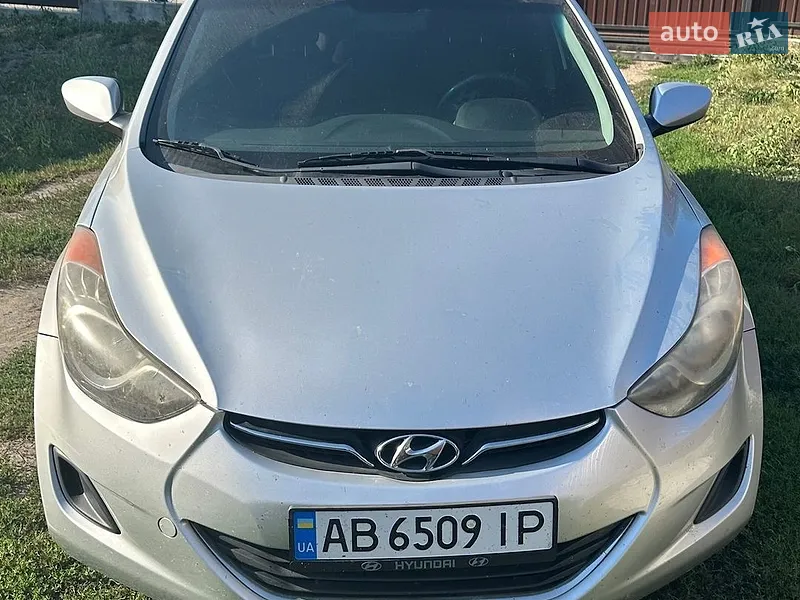 Hyundai Elantra 2011