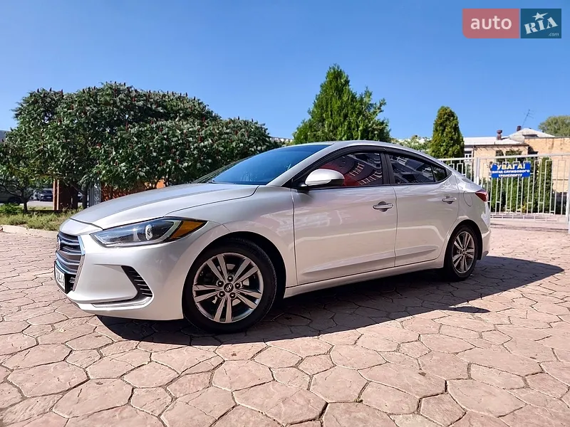 Hyundai Elantra 2016