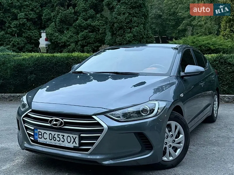 Hyundai Elantra